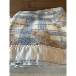Vintage‎ Baby Infant Blanket Throw Satin Trim Acrylic Knit Pink White Girl Bear